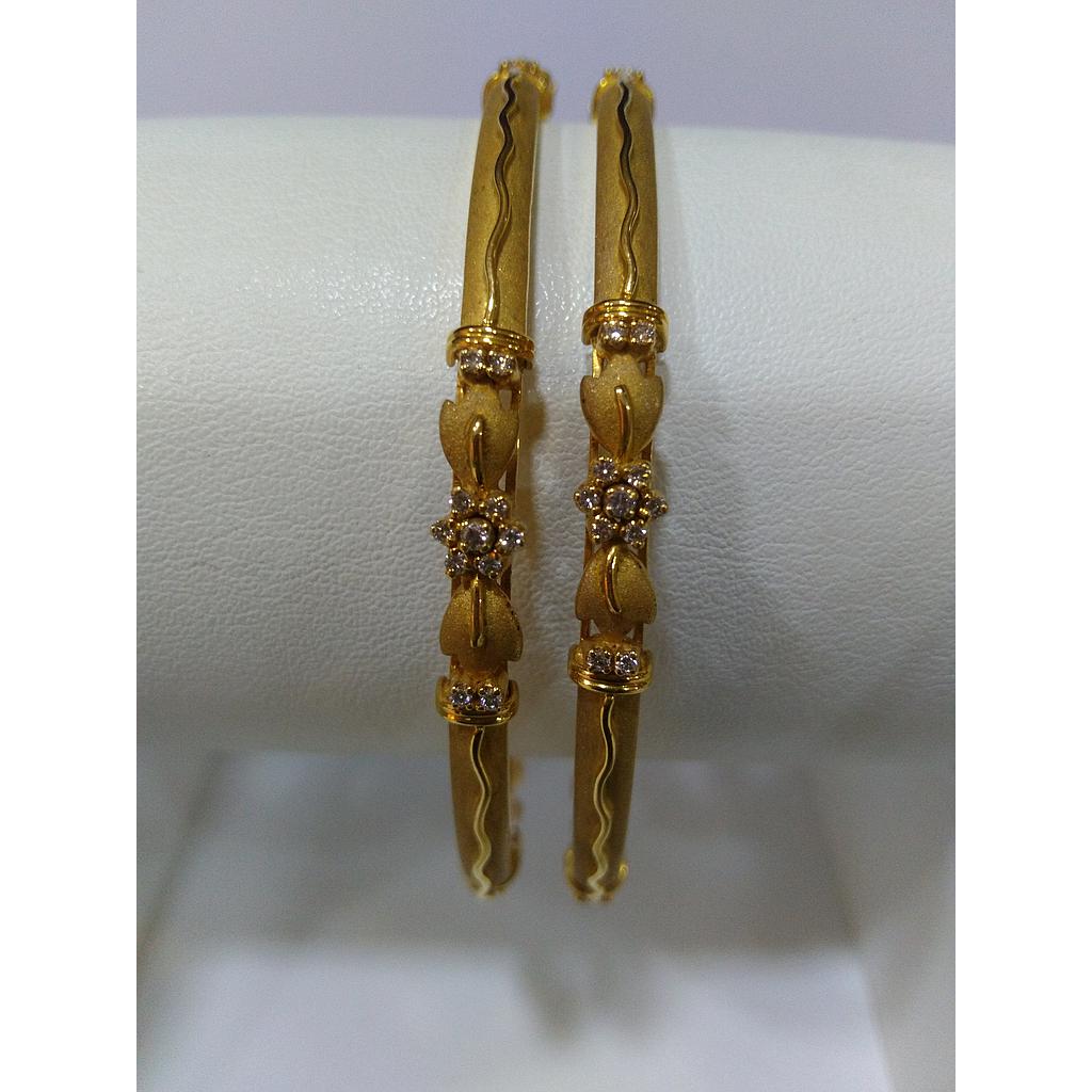 DIAMOND BANGLE