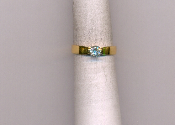DIAMOND RING