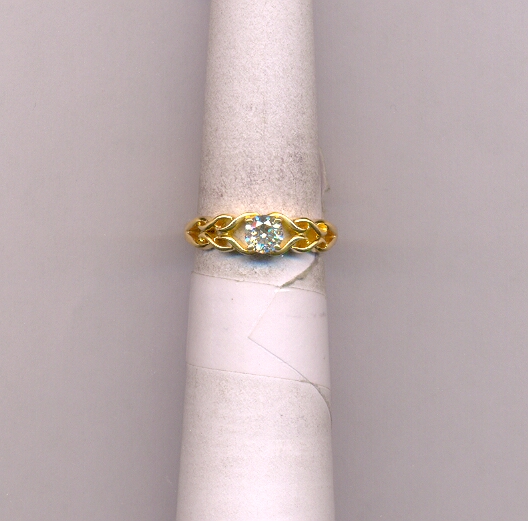 DIAMOND RING
