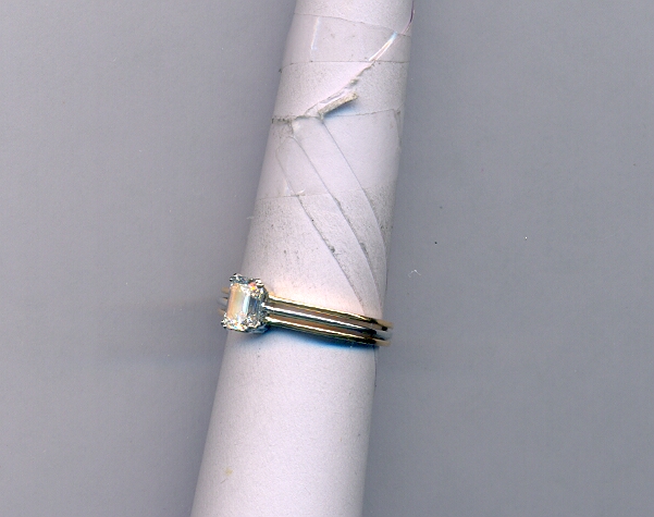 DIAMOND RING FANCY