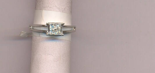 DIAMOND RING LADIES FANCY