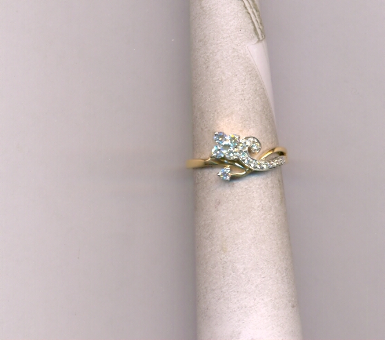 DIAMOND RING LADIES FANCY