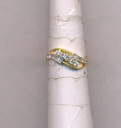 DIAMOND RING LADIES FANCY