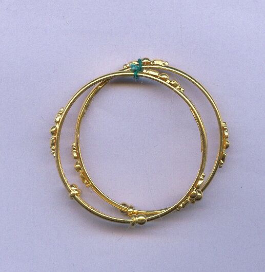 GOLD BANGLE BABY