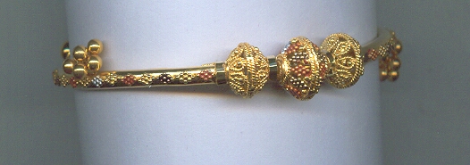 GOLD BANGLE BABY