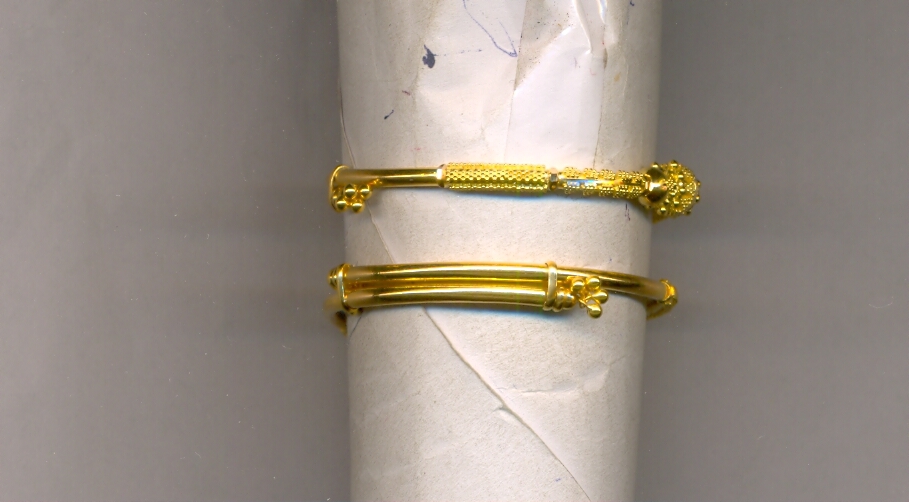 GOLD BANGLE BABY FANCY