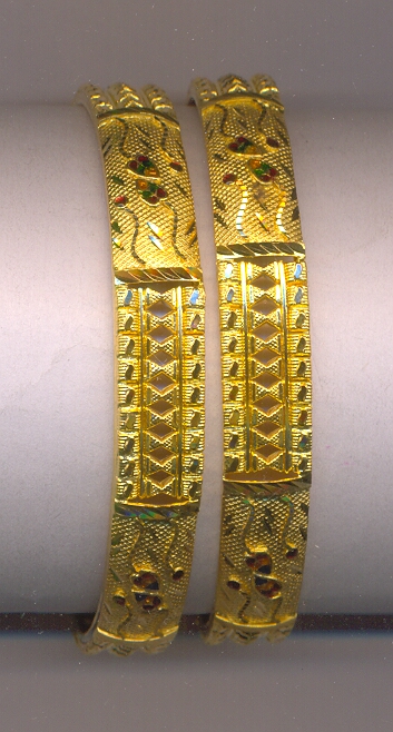 GOLD BANGLE