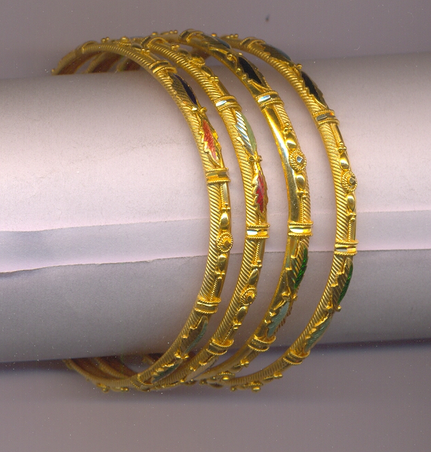 GOLD BANGLE