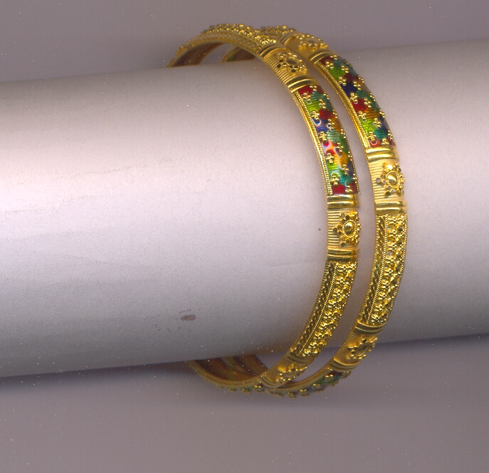 GOLD BANGLE