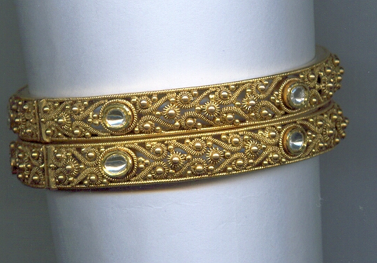 GOLD BANGLE ANTIQUE EXCLUSIVE