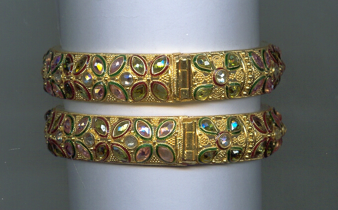 GOLD BANGLE ANTIQUE EXCLUSIVE