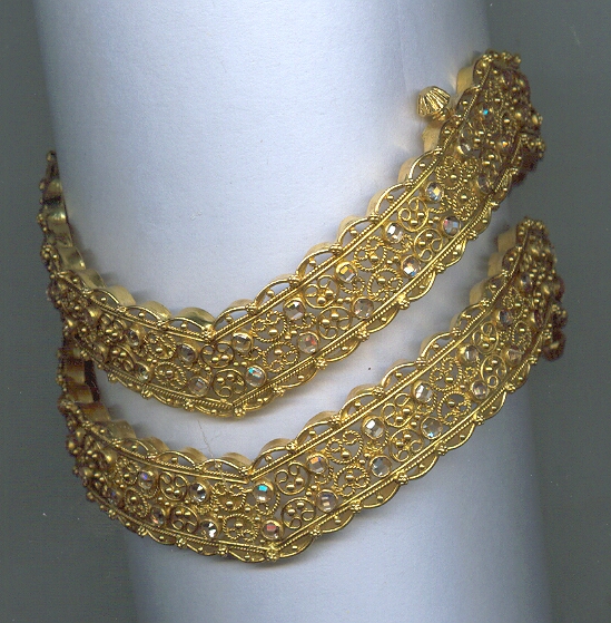 GOLD BANGLE ANTIQUE EXCLUSIVE