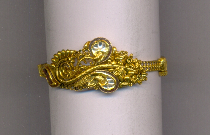 GOLD BANGLE ANTIQUE EXCLUSIVE