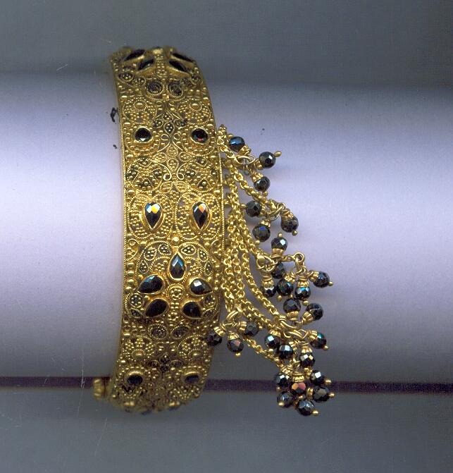 GOLD BANGLE ANTIQUE GENERAL