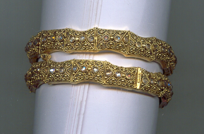 GOLD BANGLE ANTIQUE GENERAL