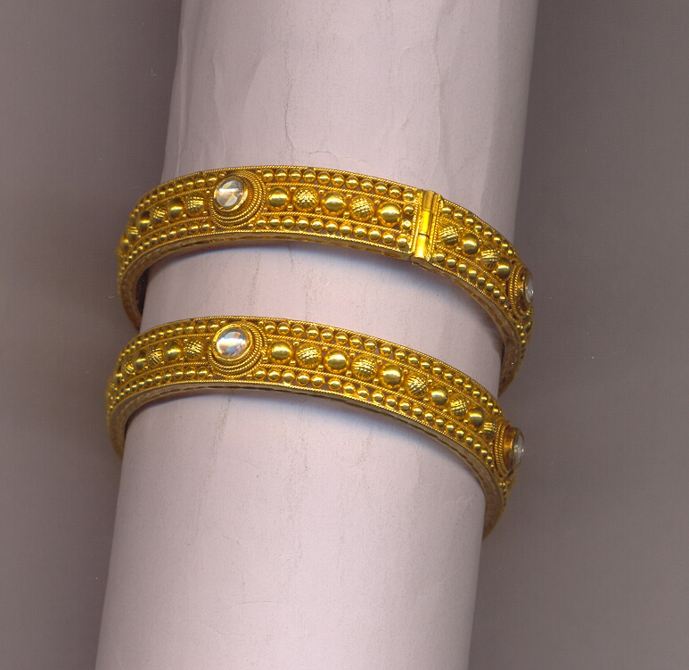 GOLD BANGLE ANTIQUE GENERAL