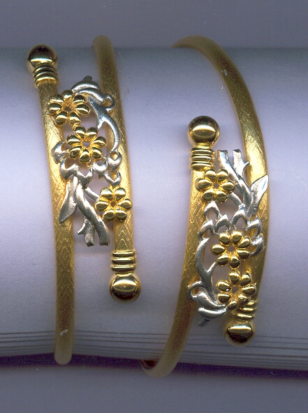 GOLD BANGLE DESIGNER GENERAL