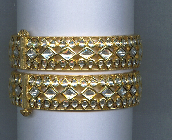 GOLD BANGLE KUNDAN EXCLUSIVE