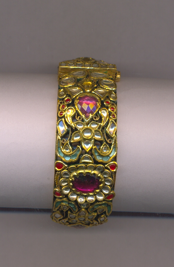 GOLD BANGLE KUNDAN GENERAL