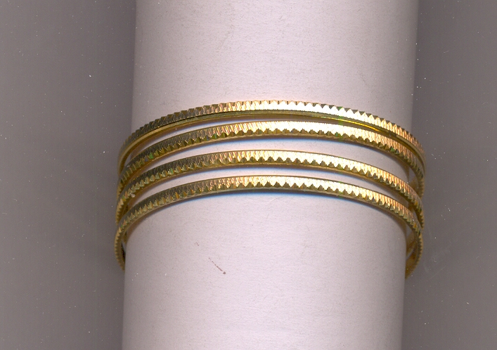 GOLD BANGLE MACHINE CUTTING FANCY