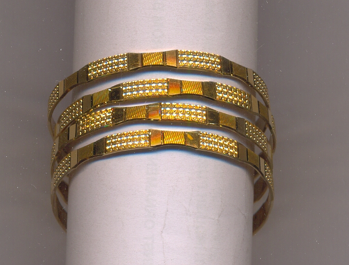 GOLD BANGLE MACHINE CUTTING FANCY