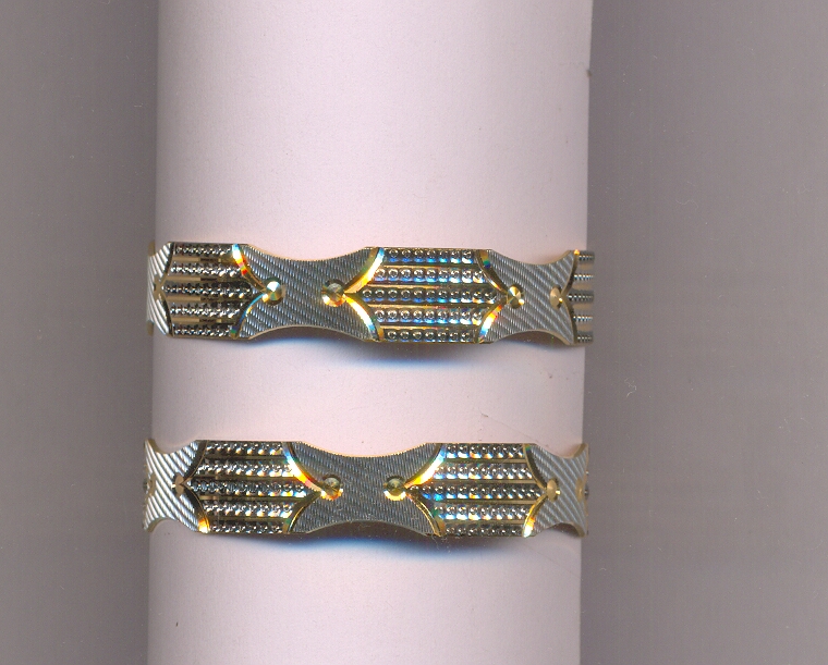 GOLD BANGLE MACHINE CUTTING FANCY