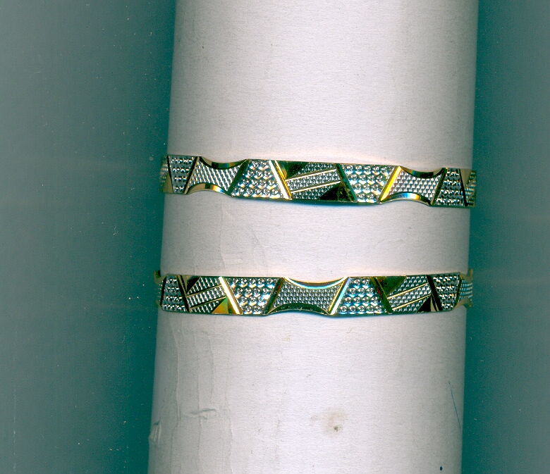 GOLD BANGLE MACHINE CUTTING FANCY