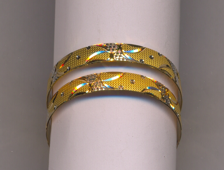GOLD BANGLE MACHINE CUTTING FANCY