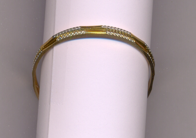 GOLD BANGLE MACHINE CUTTING FANCY