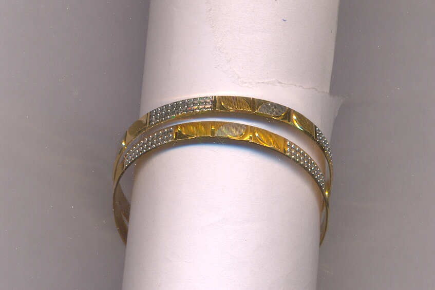 GOLD BANGLE MACHINE CUTTING FANCY
