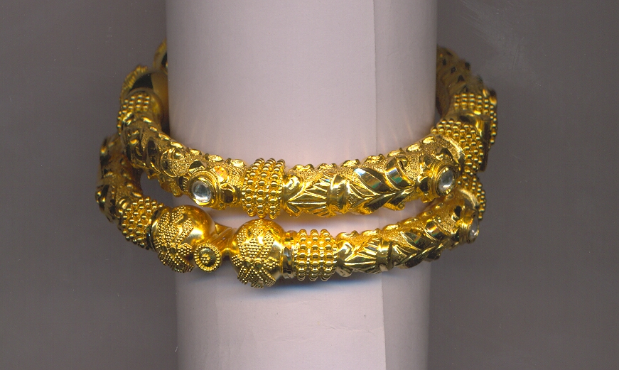 GOLD BANGLE PLAIN EXCLUSIVE
