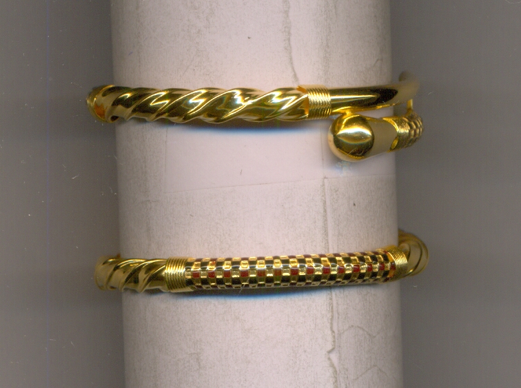 GOLD BANGLE PLAIN EXCLUSIVE