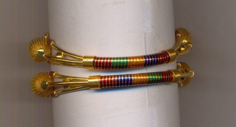 GOLD BANGLE PLAIN EXCLUSIVE