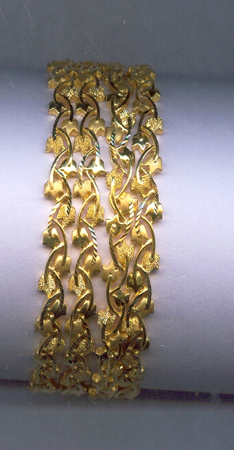GOLD BANGLE PLAIN EXCLUSIVE