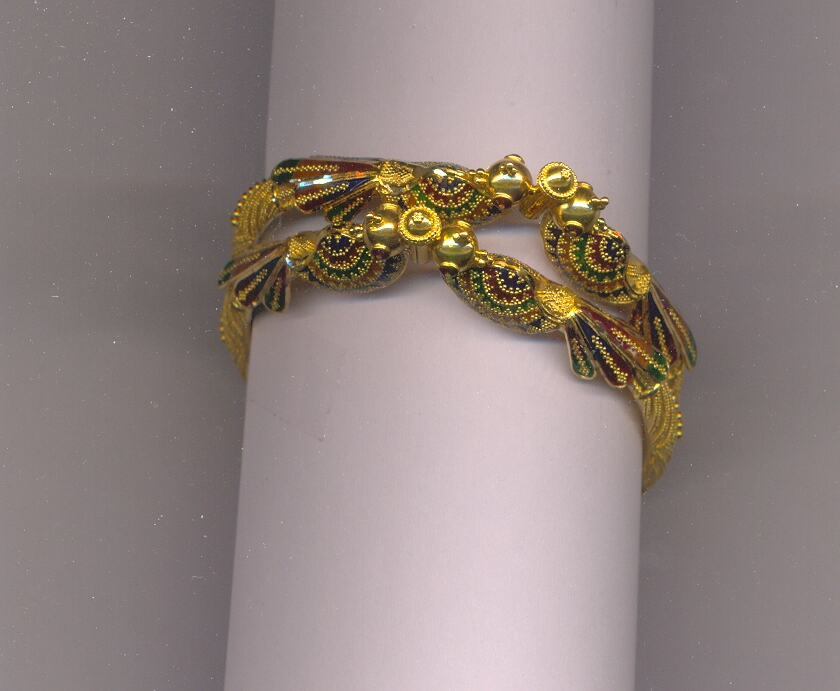GOLD BANGLE PLAIN EXCLUSIVE