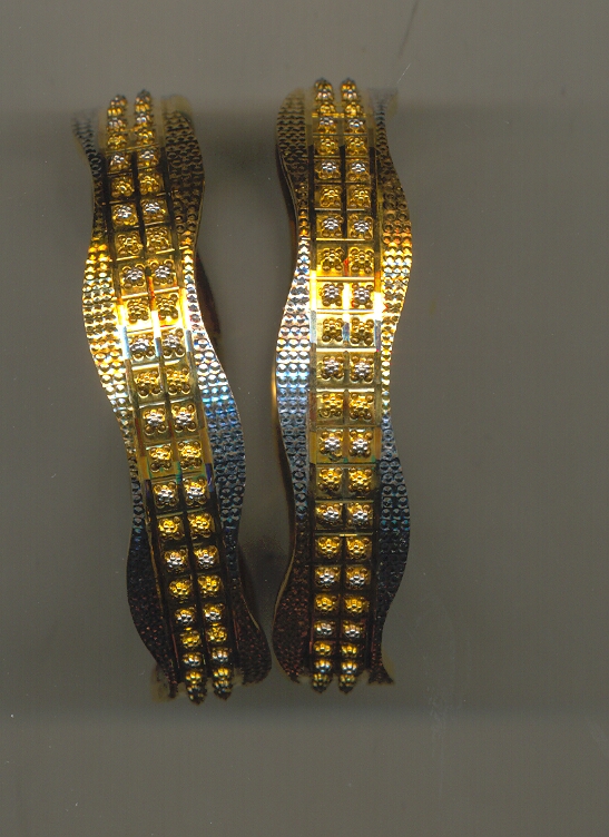GOLD BANGLE PLAIN EXCLUSIVE