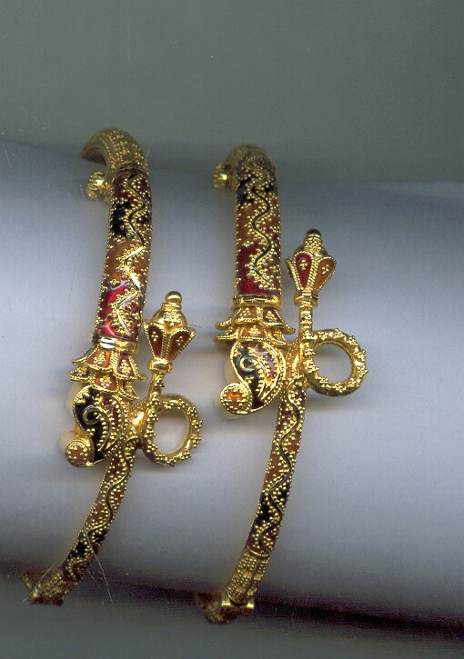 GOLD BANGLE PLAIN EXCLUSIVE