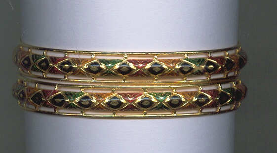 GOLD BANGLE PLAIN EXCLUSIVE