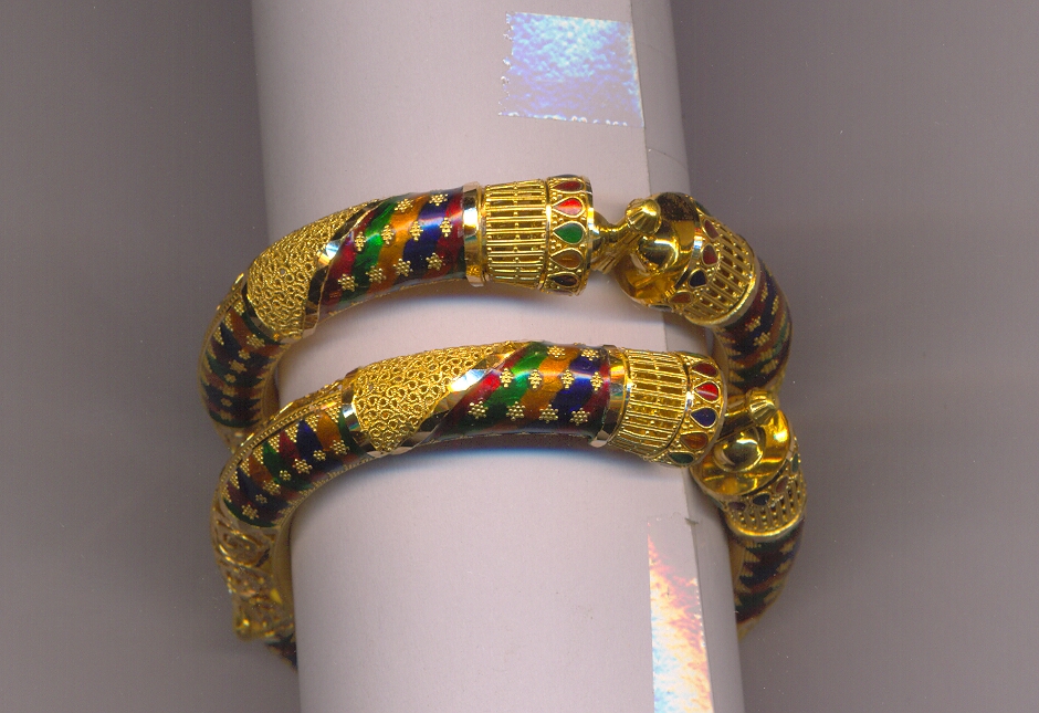 GOLD BANGLE PLAIN EXCLUSIVE
