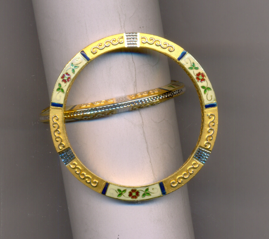 GOLD BANGLE PLAIN EXCLUSIVE