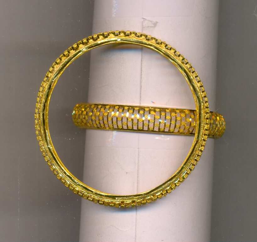 GOLD BANGLE PLAIN EXCLUSIVE