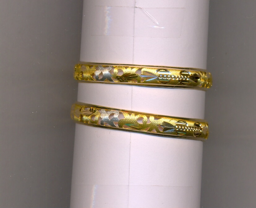 GOLD BANGLE PLAIN EXCLUSIVE