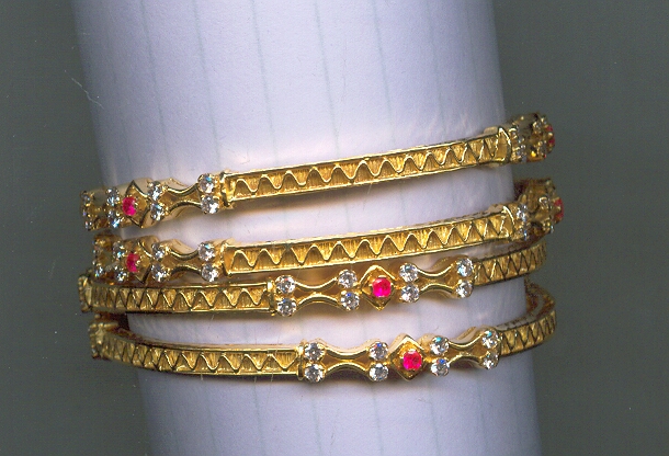GOLD BANGLE PLAIN FANCY