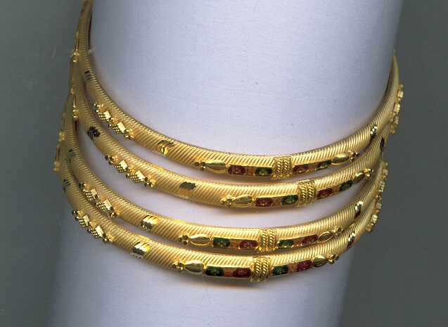 GOLD BANGLE PLAIN FANCY