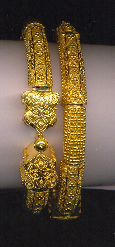 GOLD BANGLE PLAIN FANCY