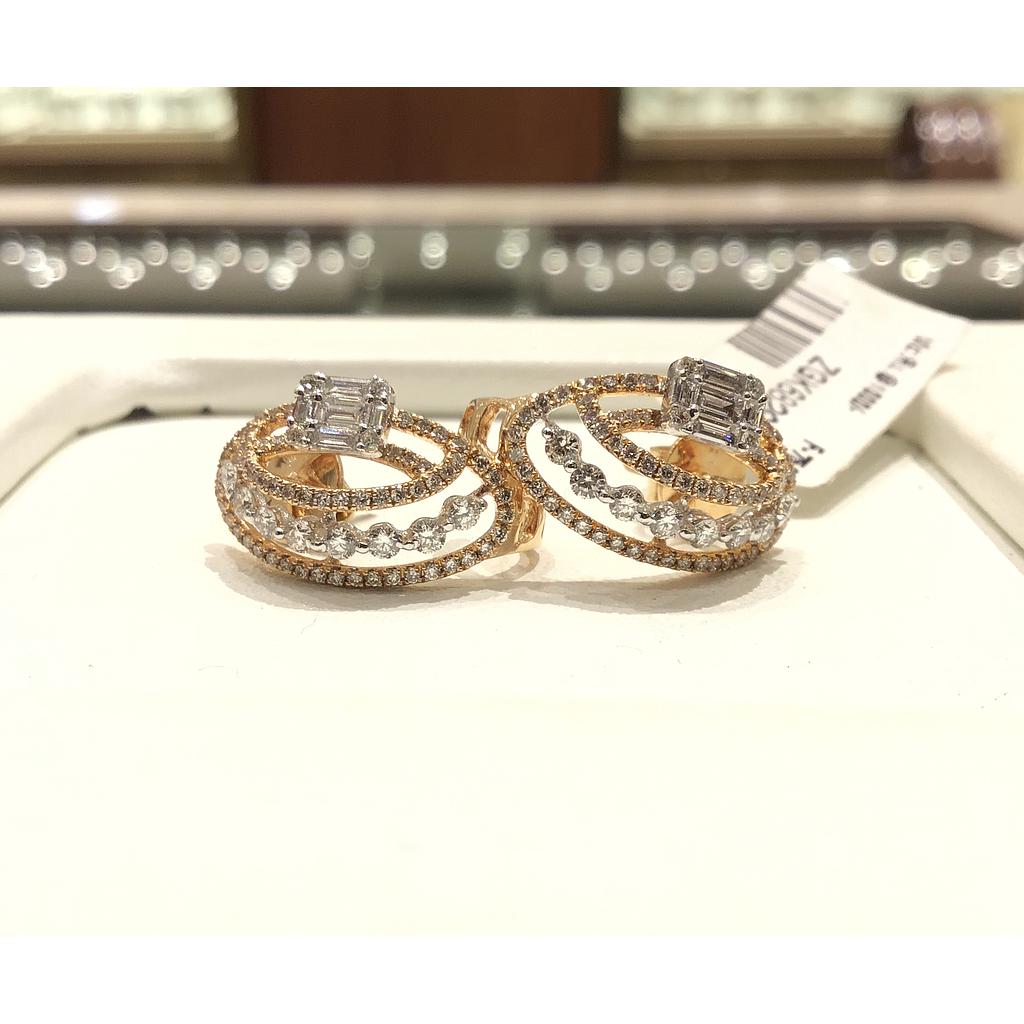DIAMOND EARRING