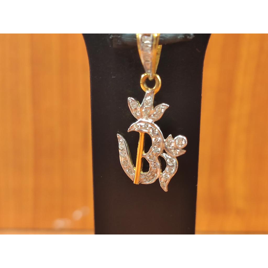 DIAMOND PENDENT