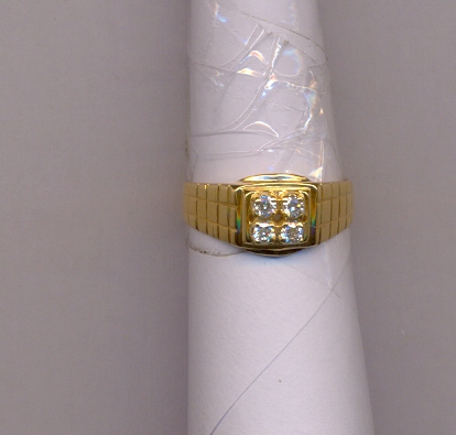DIAMOND RING