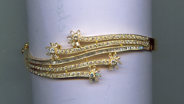 DIAMOND BRACELET