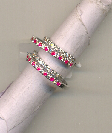 DIAMOND EARRING